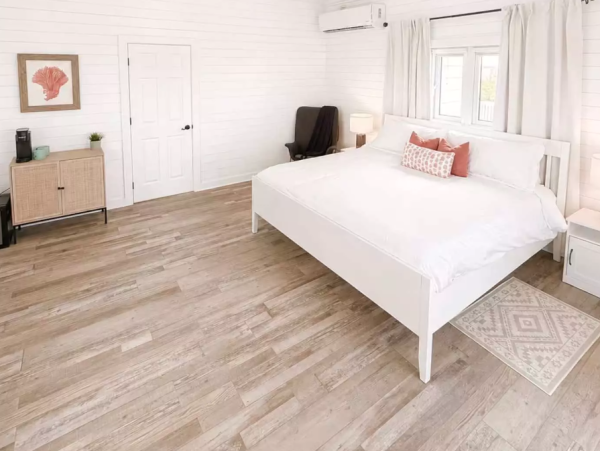 Exclusive Off-Grid Island Retreat in The Bahamas - Luxury Getaway